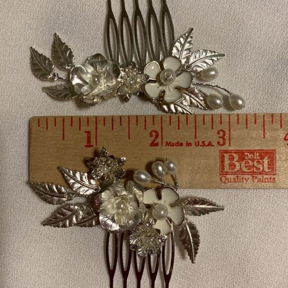 Bridal Hair combs (two piece). See photos!  NWT